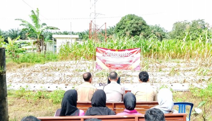 Polsek Simpang Katis menggelar launching penguatan Program Pekarangan Pangan Lestari (P2L) secara serentak