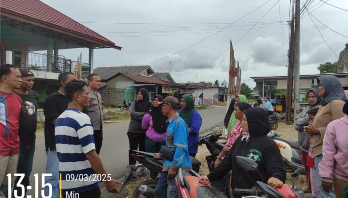 Kades Baskara Bakti didemo lagi! adanya ponton milik CV. AMR yang beroperasi memasuki Wilayah Laut Dusun Baskara Bakti diluar area IUP PT. Timah